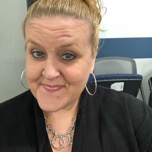 Meet your Posher, Kellie